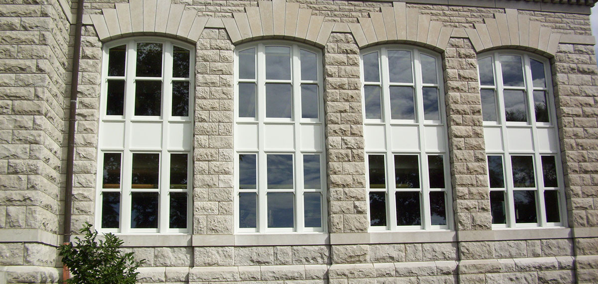 Norrington center windows